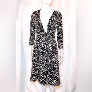 Banana Republic Leopard Knee Length Dress Size XS